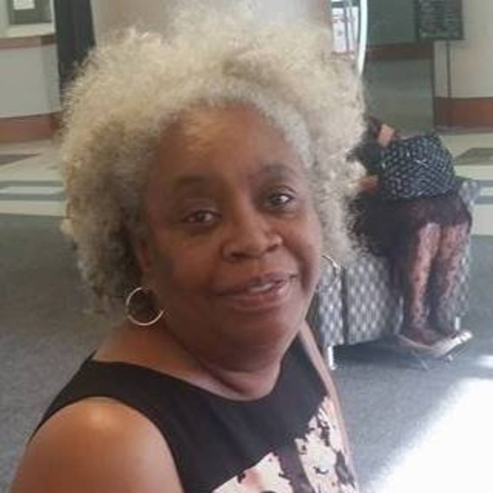 Meet your Posher, Brenda